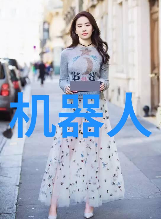 空调上有个弯弯曲曲的符号仿佛在期待极限挑战之旅第三站的到来那里等待着的是3款耐60高温的勇士他们将在