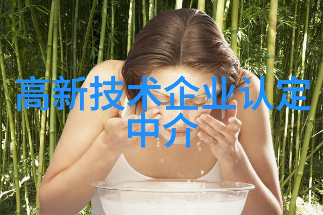 奇幻瞬间胸前大兔子突然蹦出网络挑战热点