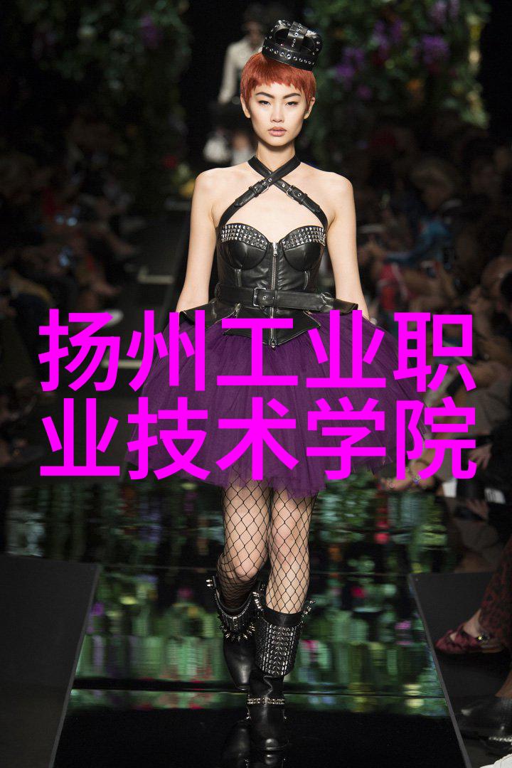 玩弄同学麻麻校园生活中的友情游戏