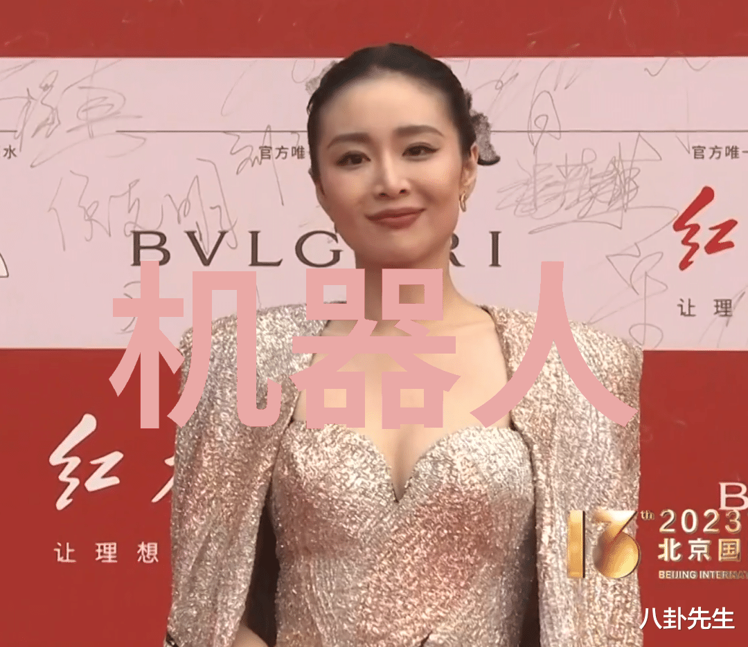 烫丝机与平底烫盘有什么不同之处它们各自适用于什么类型的人才更佳