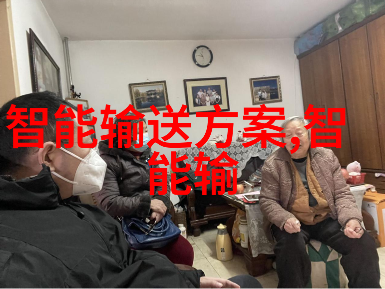 难道不是2023年28纳米芯国产光刻机让英伟达B300成为了AI推理的加速器而供应链却遭遇了下马威吗