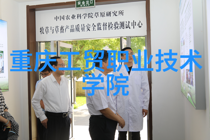 大型纯净水生产线设备我来告诉你这台机器是如何制造出清澈透明的水的
