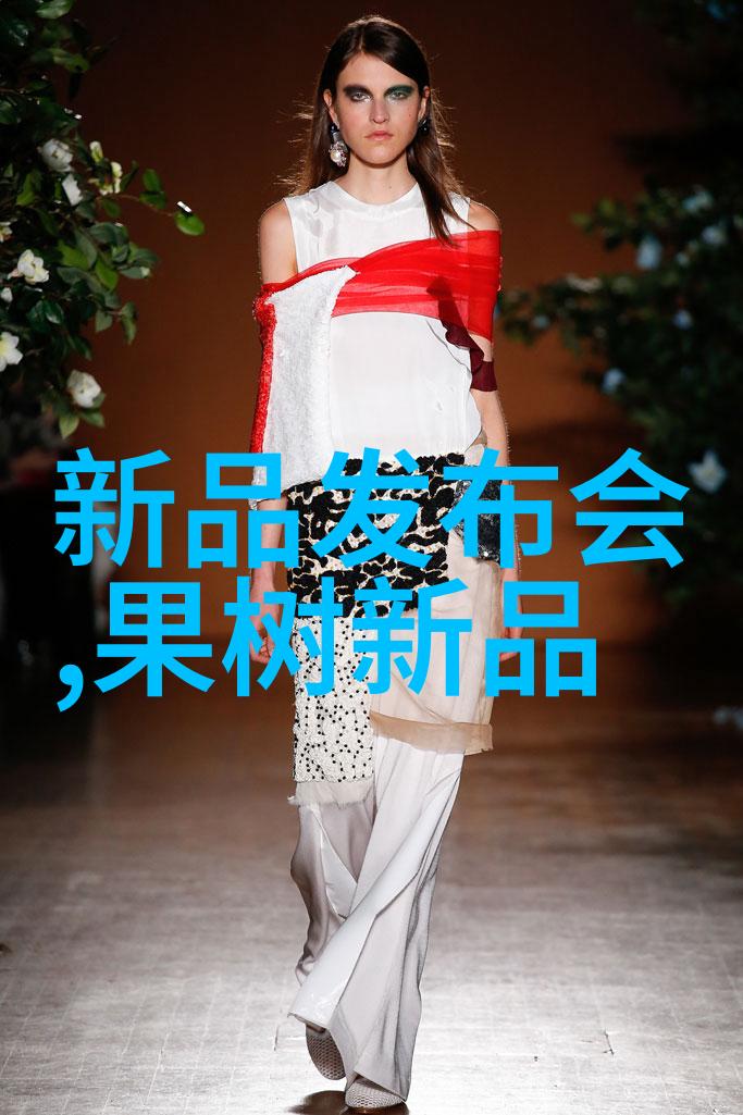 木香浮动实木家具的纹理与光影