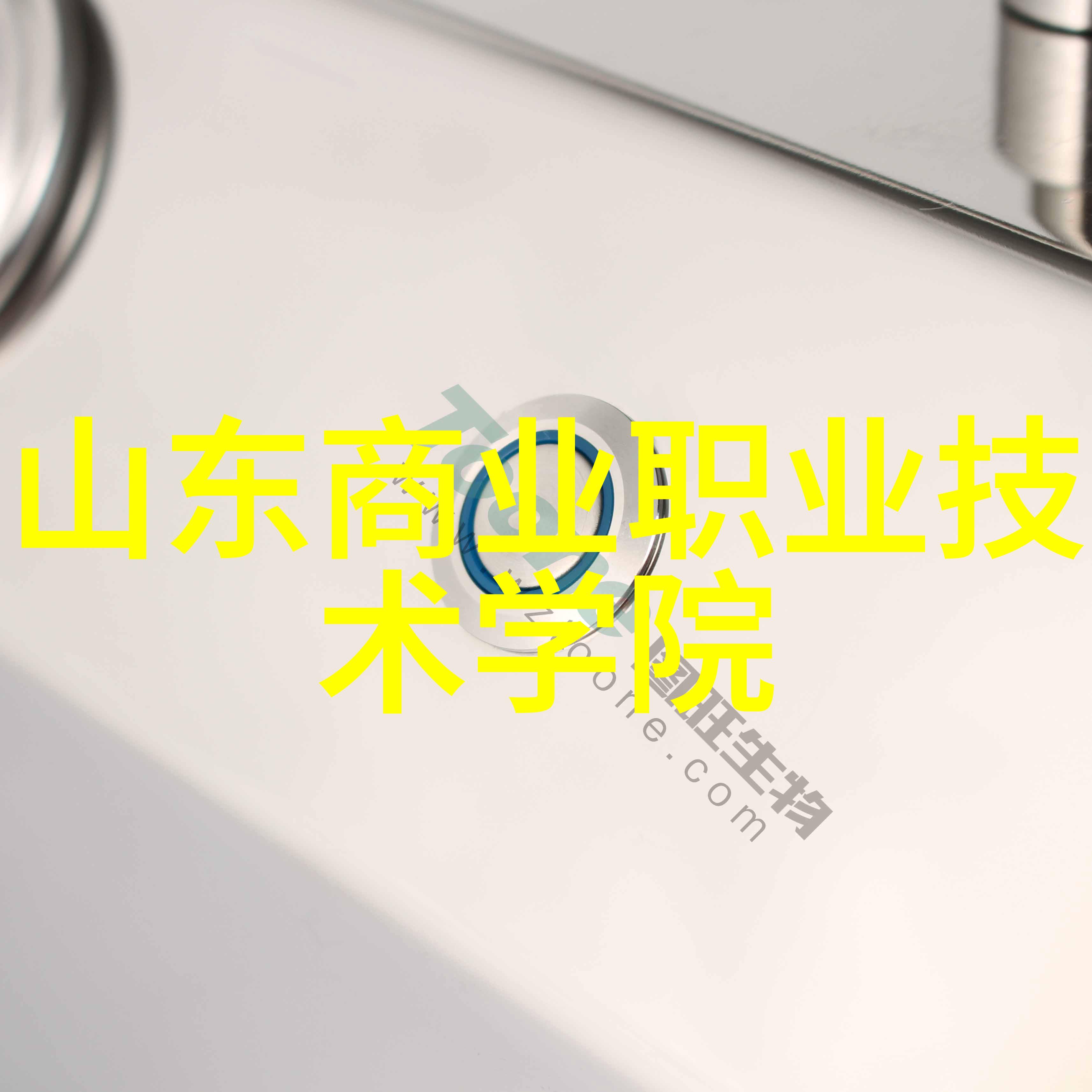 食品包装消毒新技术UV光照射设备与高压蒸汽灭菌机的应用对比